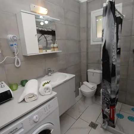 Filoxenia Apartment *